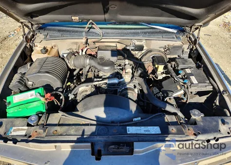 1999 GMC Suburban from USA, damaged, VIN 3GKFK16R0XG523920